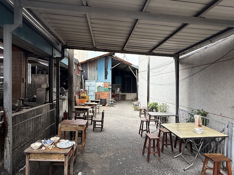 源滷肉飯(菜鴨魯熟肉)