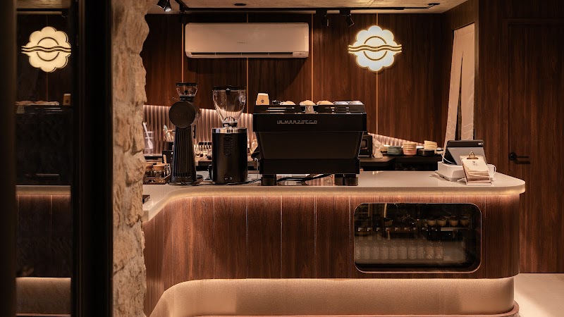 hima cafe | 暇 • 咖啡（無預約、公休請看ig)