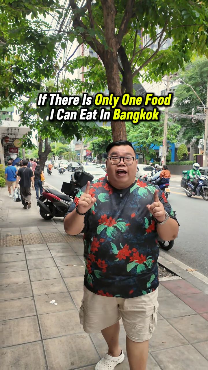 HERE HAI
The only restaurant and food that will make me go again and again when I am in Bangkok will be the Crab Fried Rice from @herehaifoods
📍112, 1 Ekkamai Rd, Khwaeng Khlong Tan Nuea, Watthana, Bangkok 10110, Thailand
Operating hrs: 10am to 3pm/ 4pm to 5.30pm (Closed on Mon)
#crab #crabfriedrice #bangkok #herehai #hojiakbo #whattoeat #foodreview #sginstagram #viral #fyp #bigjohnjiak