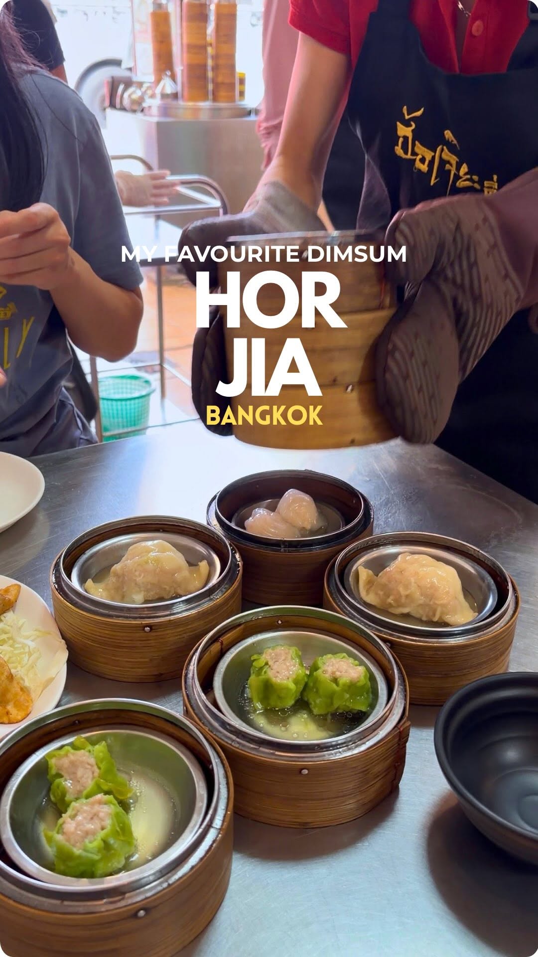 My favourite dimsum restaurant in Bangkok. I’ve actually been gatekeeping this because I go frequently but I guess it’s not fair 🤣 Please don’t all flock here because I’d love to not wait an hour for seats!
📍 Hor Jia Dim Sum Restaurant, Bangkok
🏷️ 27 THB per basket
⏱️ 8:00 AM - 5:00 PM
#thailandtravel #thailandfood #bangkokeats #bangkokrestaurant #bangkokfood