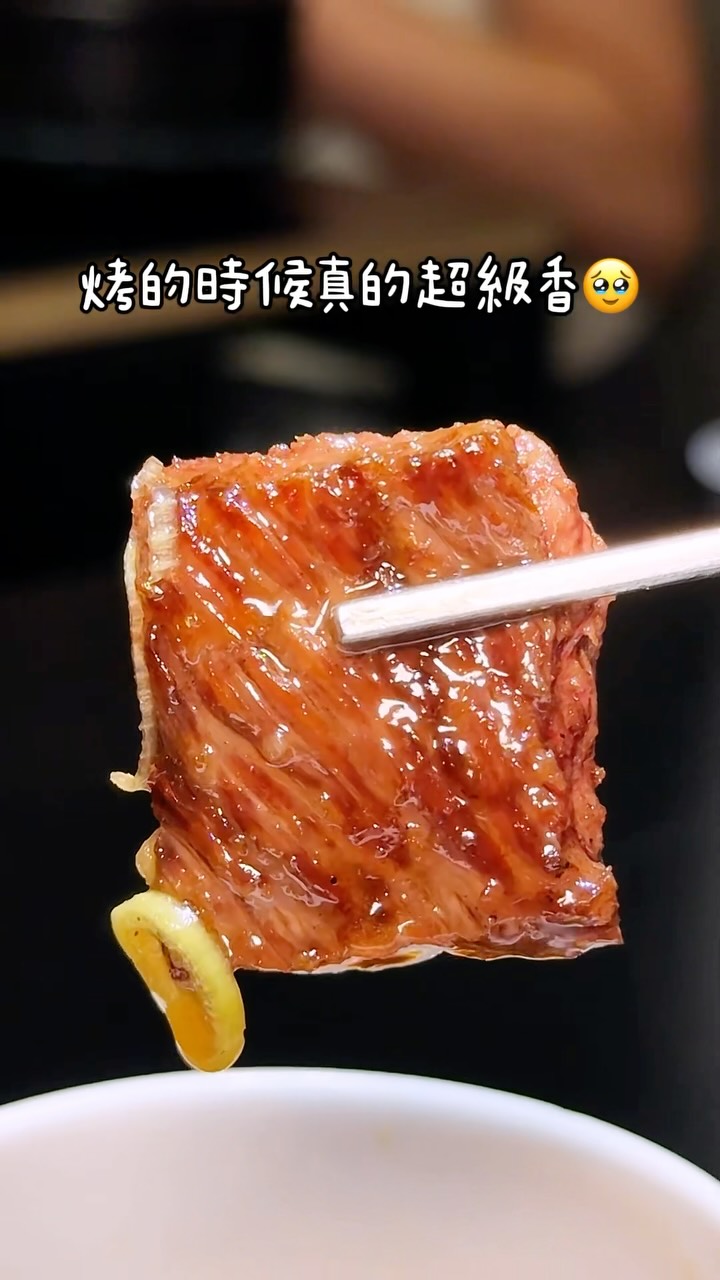 拜託你們去明洞一定要吃這間
超級好吃又超級便宜的韓牛🥹😭😭😭
店家資訊我放留言
不用謝謝我🙏
店名:烏大浦Black明洞店(Udaepo Black Myeongdong)
地址:48-3 Myeong-dong 1(il)-ga, Jung District,
Seoul
乙支路口站 5號出口,步行約4分鐘