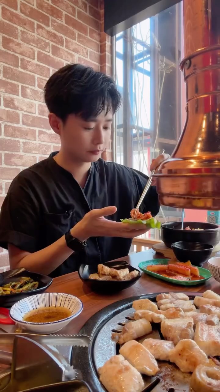 前幾天發現西門的$499韓式吃到飽
中午來吃我覺得非常超值😍😍
📍韓烤大王by.東大門 한국고기대왕 西門店
108臺北市萬華區萬壽里昆明街92-1號3樓